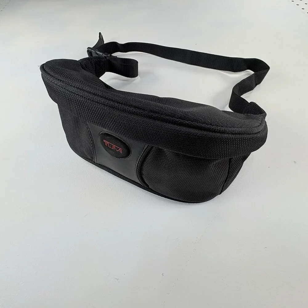 Tumi T2 Pewter Ballistic Nylon Fanny Pack Unisex Adults Black Belt Bag Pouch
